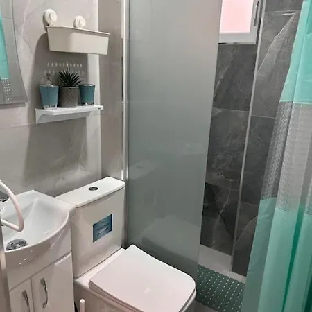 Sunny Dreams Apartment *